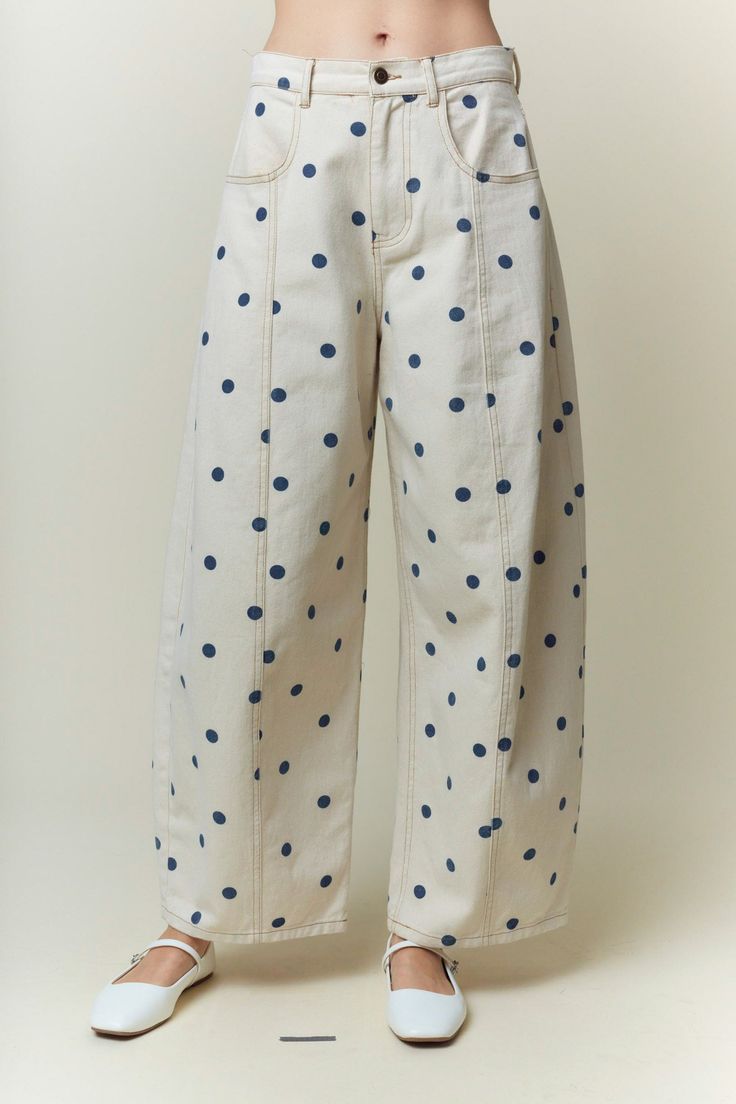 TROUSERS AND SKIRTS